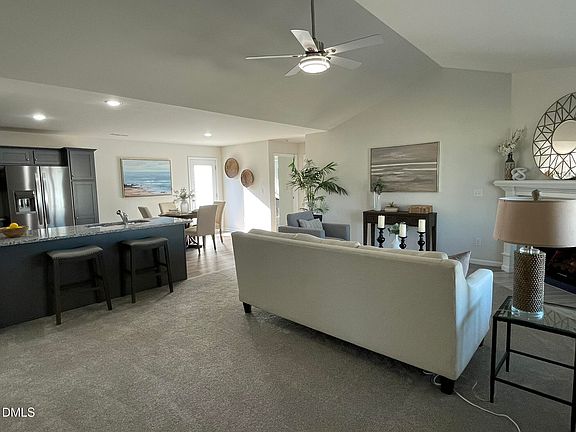 2nd image of 170 Lotus Ave