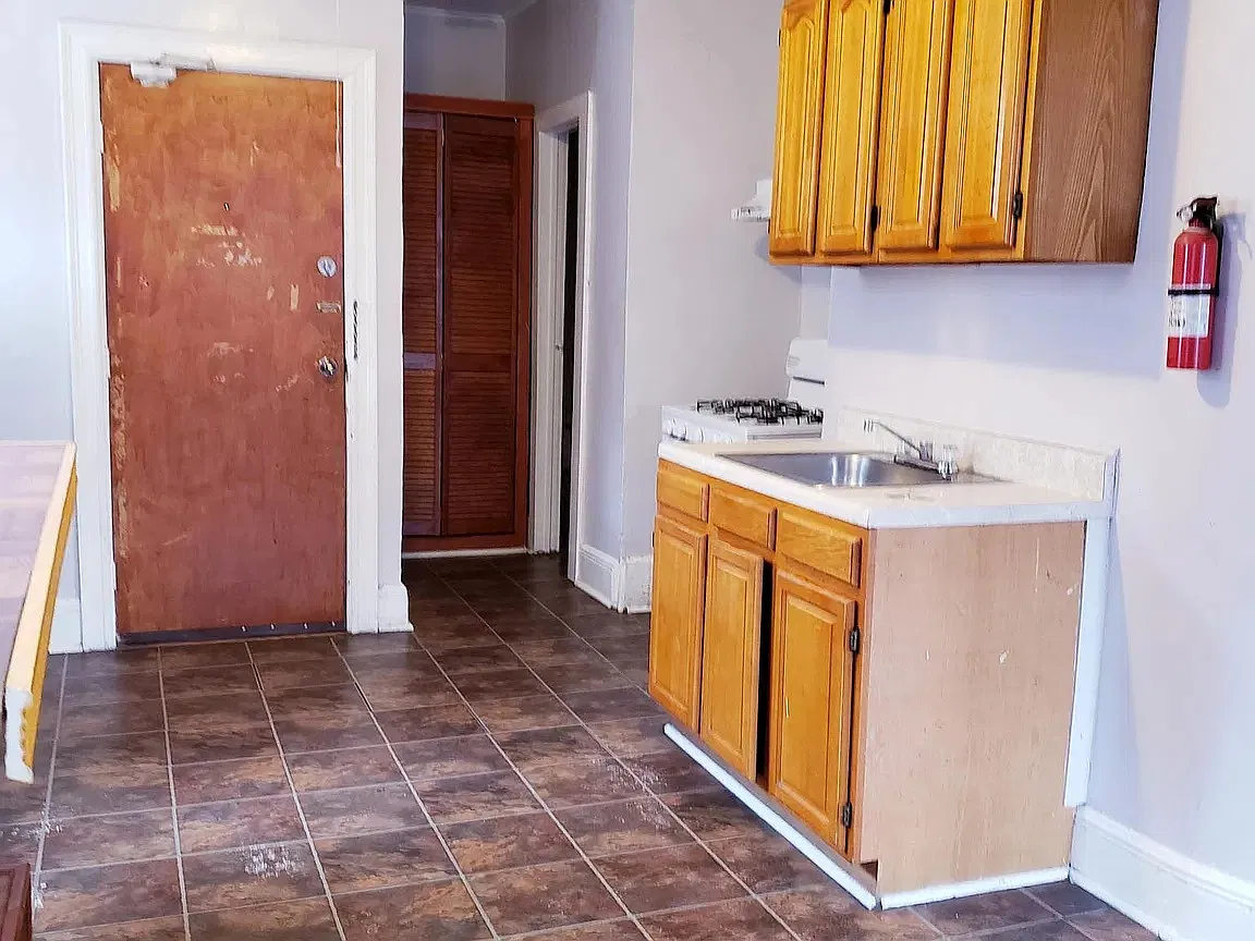 2 bed, $1,950 — Photo 4