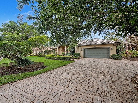 4th image of 2650 SW Windship Way