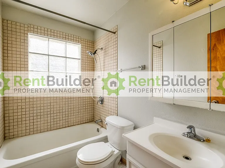 14104 Turner Pl NE — Photo 7