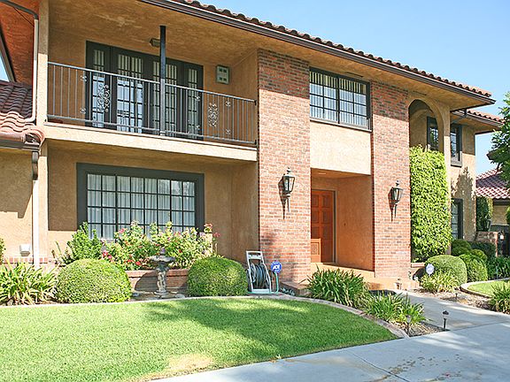 5th image of 529 W Naomi Ave