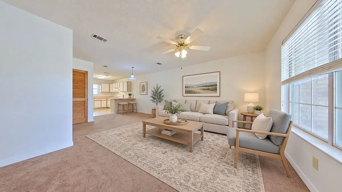 915 Canopy Lane Unit 3 — Photo 3