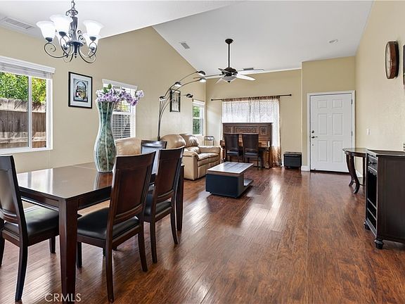 4th image of 441 Kenton Ct