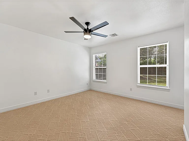 903 N Quail Ter — Photo 16
