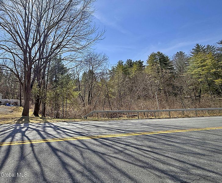 5th image of 622 Luzerne Road