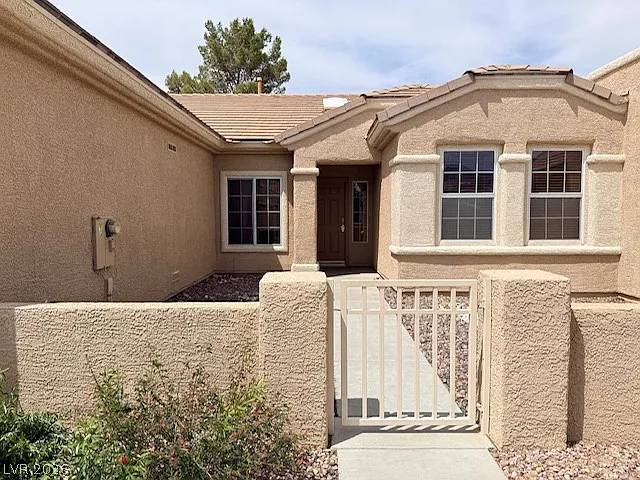 2 bed, 2.0 bath, 1512 sqft, $2,275 — Photo 2