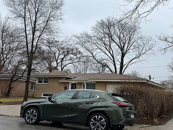 2nd image of 6539 N Lawndale Ave