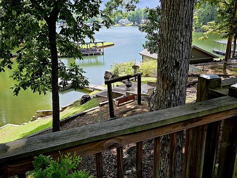 256 Cochran Rd — Photo 25