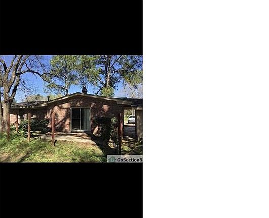 2nd image of 1122 Woodbridge Dr