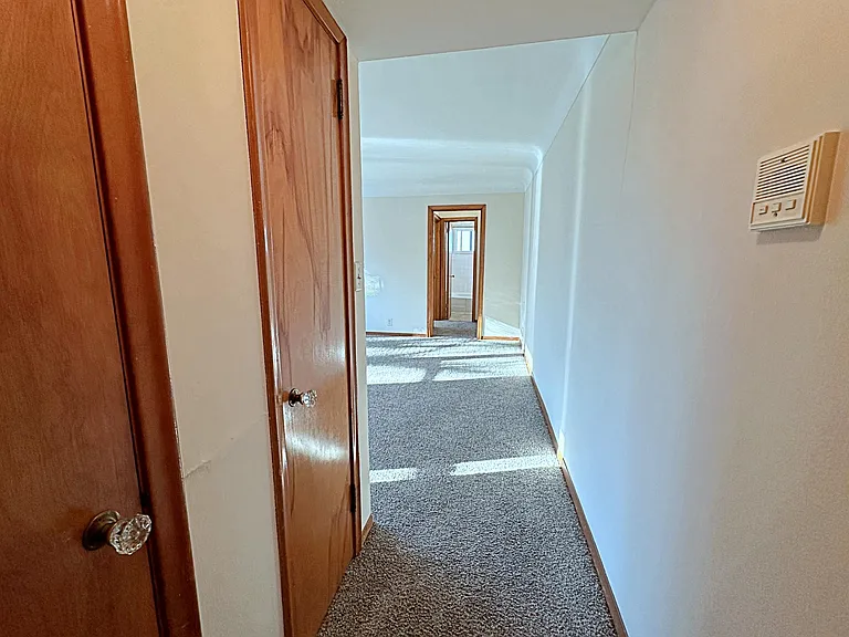 Ford Parkway Apartments — Photo 19