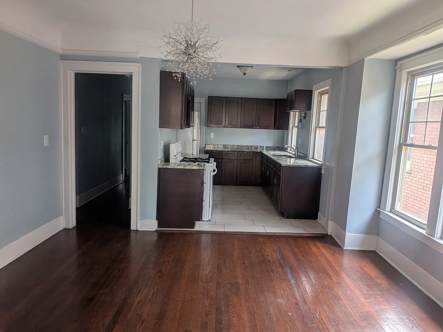 4 bed, 1560 sqft, $1,400 — Photo 3
