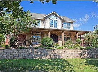 559 Duncan Ln, Pineville, MO 64856