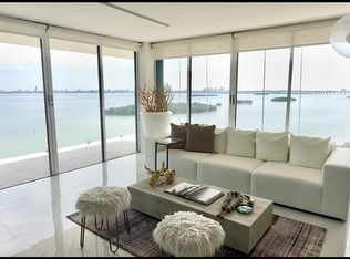 888 Biscayne Blvd #1, Miami, FL 33132
