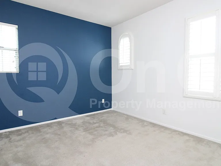 9134 S Roberts Rd — Photo 9