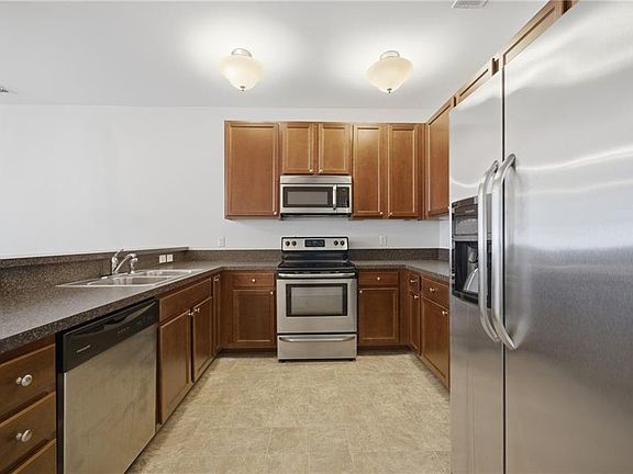 4th image of 2424 Chancery Ln APT 303