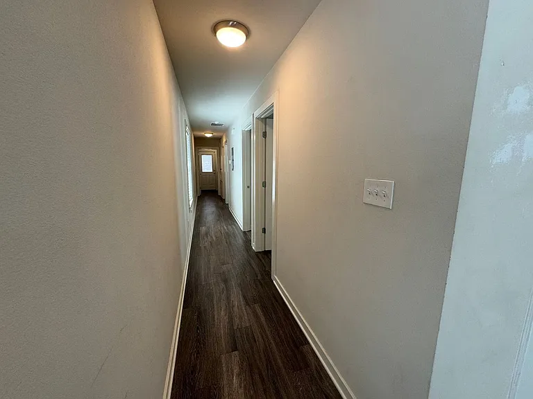 255 S C St — Photo 6