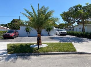 940 E 29th St, Hialeah, FL 33013