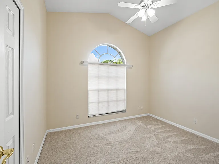 6234 Sturbridge Ct — Photo 18