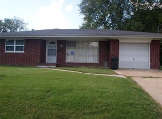 643 Royal Heights Rd, Belleville, IL 62226