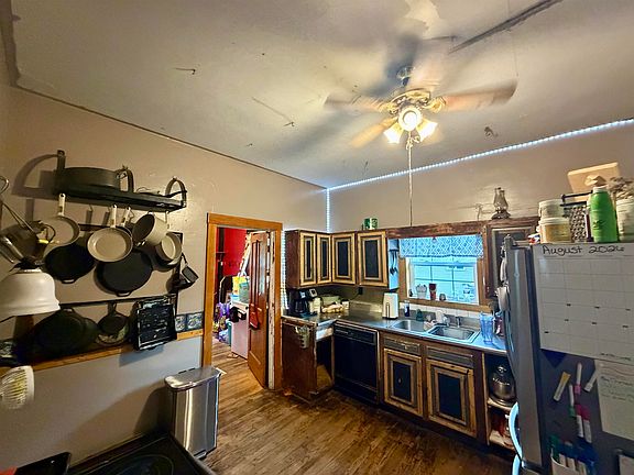 3rd image of 28896 McNurlin St