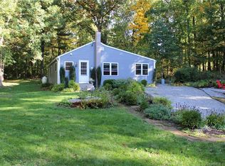 44 N Wawecus Hill Rd, Norwich, CT 06360