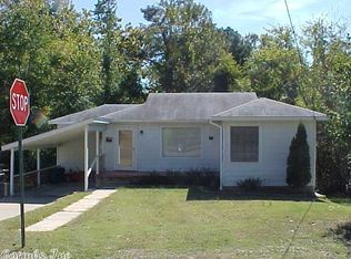 102 Circle Dr, Benton, AR 72015