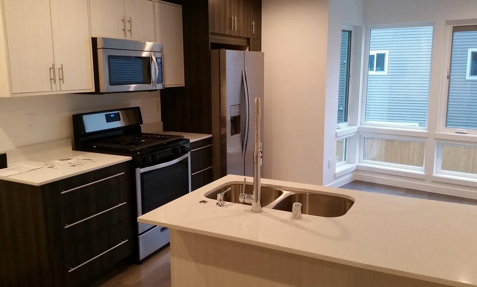 3 bed, 3.5 bath, 1620 sqft, $3,490 — Photo 4