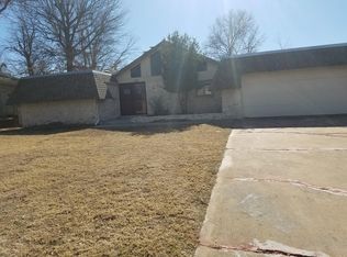 102 Redbird Cir, Oklahoma City, OK 73110