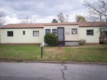 1st image of 1260 Blue Jay Dr