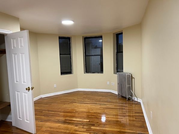 288 Riverdale Ave APT 1D