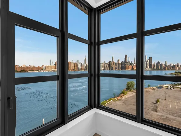 29 Huron Street image 3 of 31