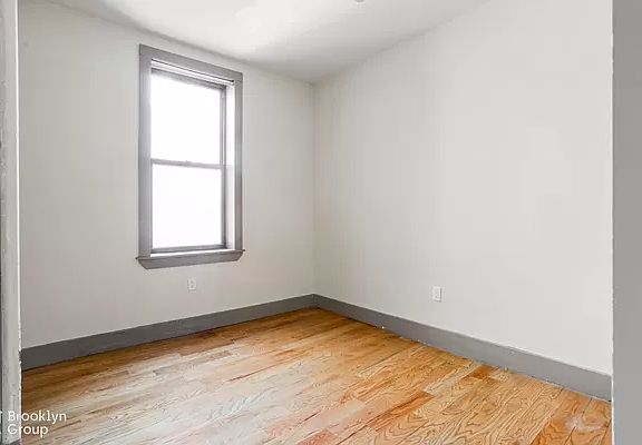 5th image of 705 Saint Marks Ave #3FLE