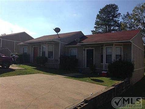 1st image of 109 Chelle St