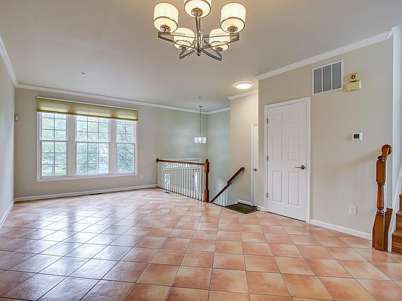 4th image of 719 Rolling Fields Way