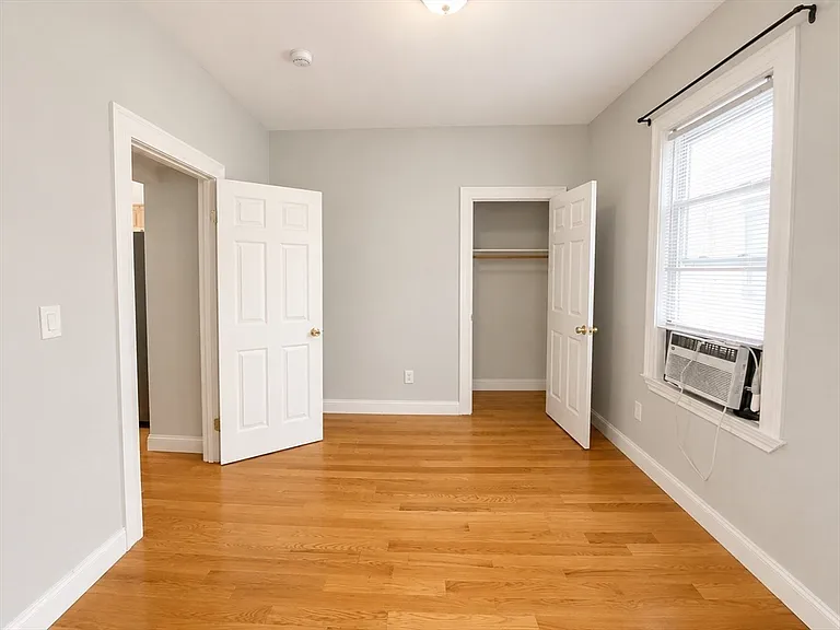 13 Hendry St #3 — Photo 14