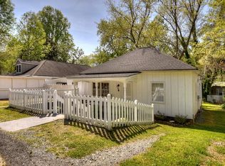 414 Tennessee Ave, Copperhill, TN 37317