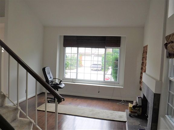 4th image of 6 Woodswallow Ln