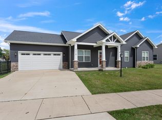 2510 N Fairfield Dr, Urbana, IL