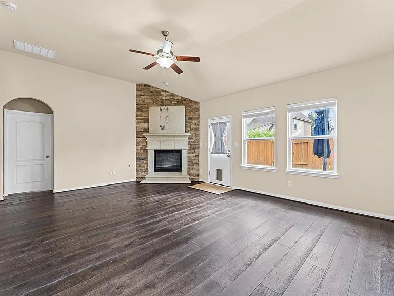 9974 Stone Creek Ln — Photo 20