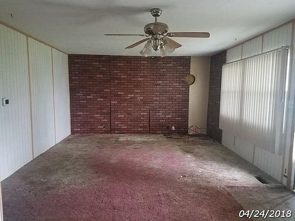 2nd image of 838 Central Dr