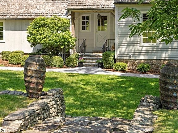 2nd image of 56 Strimples Mill Rd