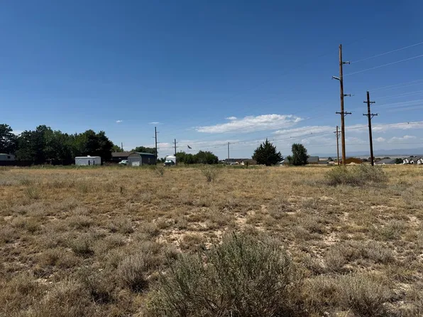 437 S Purcell Blvd, Pueblo West, CO 81007
