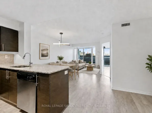 125 Western Battery Rd Unit 612, Toronto, ON M6K 3R8