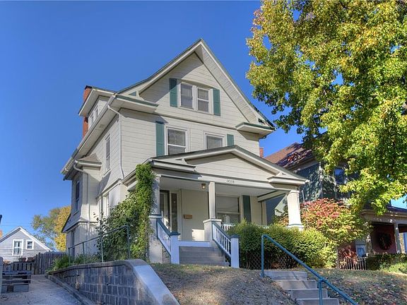 2nd image of 3018 E 7th St