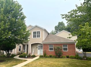 1412 Hidden Grove Cir #1412, Joliet, IL 60435