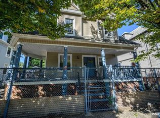 612-614 Irvine Turner Blvd, Newark, NJ 07112