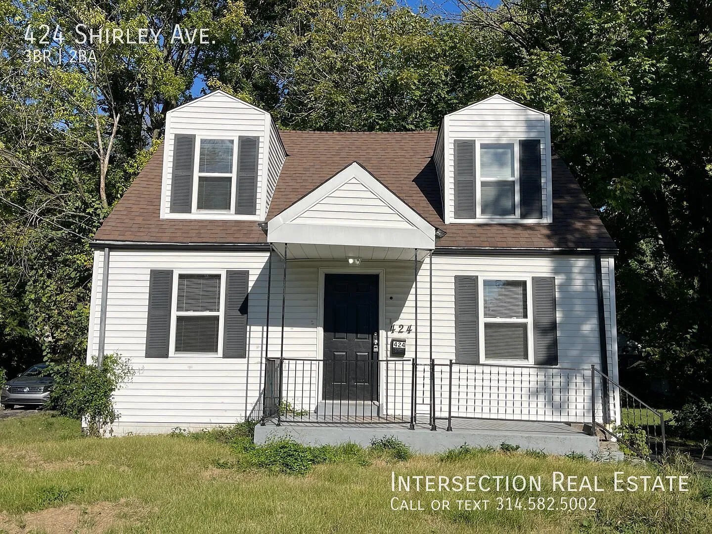 Beautifully Renovated 3Bed/2Bath Home in Ferguson, MO — Photo 1
