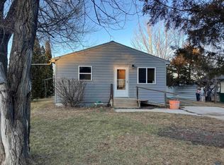 114 7th St, Newell, SD 57760