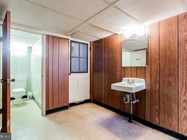 5122 Harford Rd, Baltimore, MD 21214