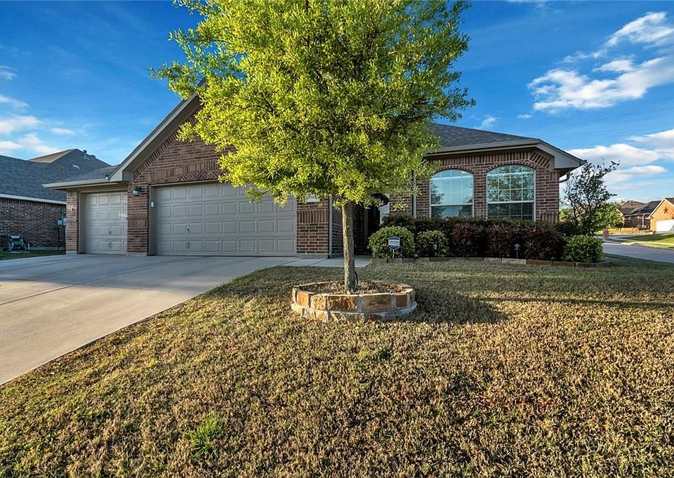 1st image of 7321 Lake Rock Dr